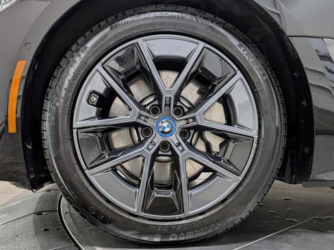 Used 2024 BMW i4 xDrive40i AWD/4WD image 13
