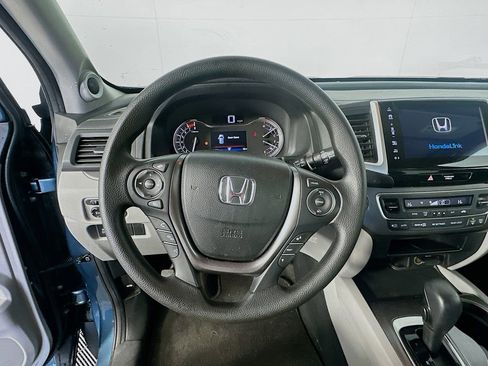 Used 2018 Honda Pilot EX image 11
