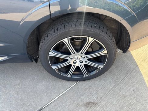 Used 2021 Volvo XC60 T5 Inscription AWD/4WD image 14