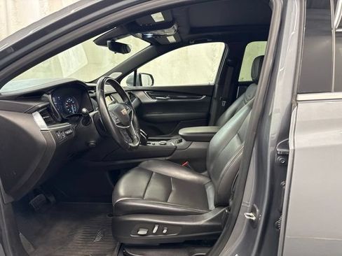 Used 2022 Cadillac XT5 Premium Luxury w/ Technology Package AWD/4WD image 20