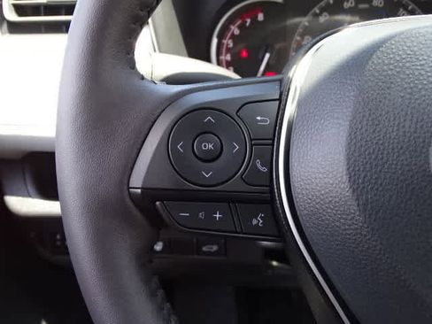 Used 2025 Toyota RAV4 XLE w/ Convenience Package AWD/4WD image 37