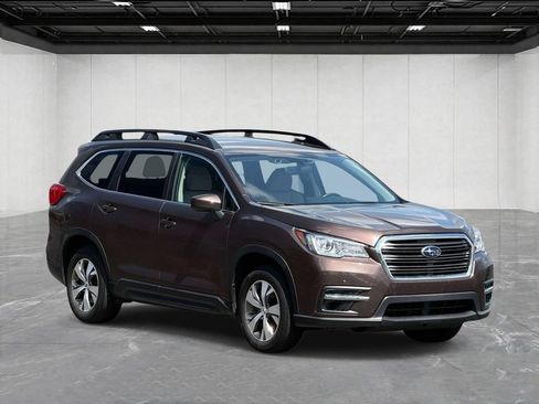 Used 2021 Subaru Ascent Premium w/ Convenience Package AWD/4WD image 3