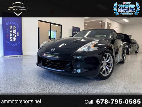 Used 2010 Nissan 370Z Touring RWD image 1