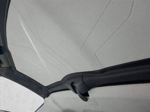 Used 2025 Chevrolet Corvette Z06 image 12