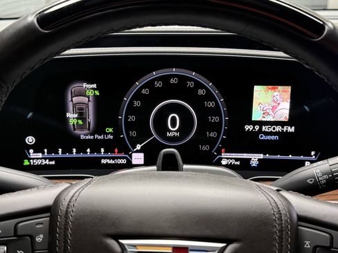 Used 2023 Cadillac Escalade ESV Sport Platinum w/ LPO, ONYX Package AWD/4WD image 31