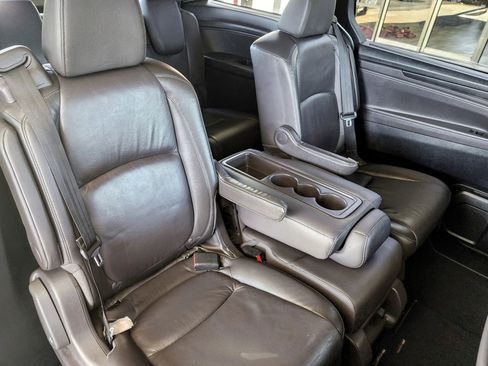 Used 2018 Honda Odyssey EX-L image 17