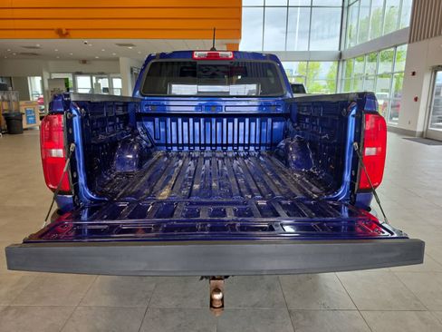 Used 2017 Chevrolet Colorado LT w/ LT Convenience Package AWD/4WD image 30