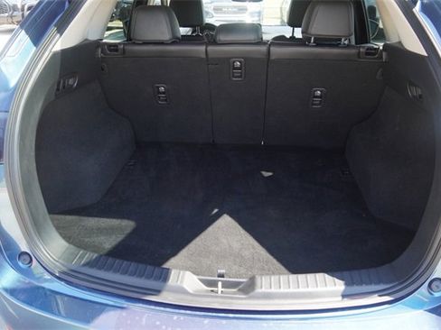 Used 2018 MAZDA CX-5 Touring w/ Preferred Equipment Package image 14