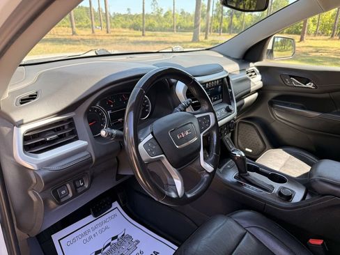 Used 2019 GMC Acadia SLT FWD image 11