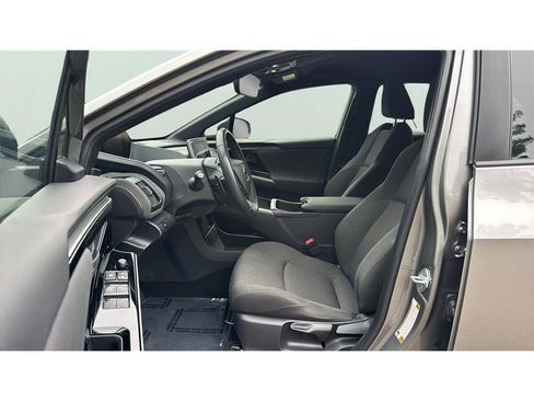 Used 2023 Subaru Solterra AWD image 10