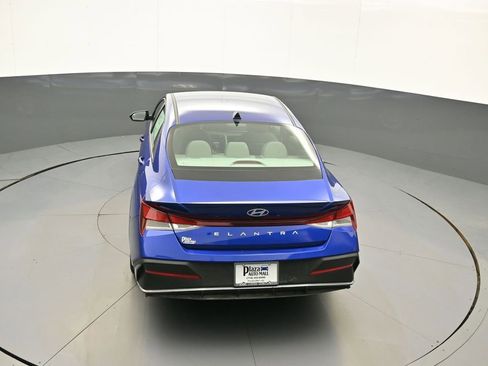 Certified 2024 Hyundai Elantra SEL FWD image 38