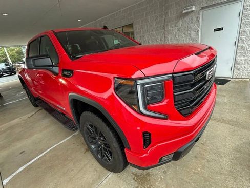 Used 2025 GMC Sierra 1500 Elevation w/ Preferred Package AWD/4WD image 1