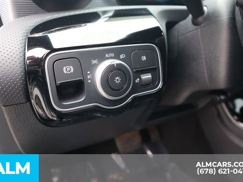 Used 2022 Mercedes-Benz A 220 A 220 image 17