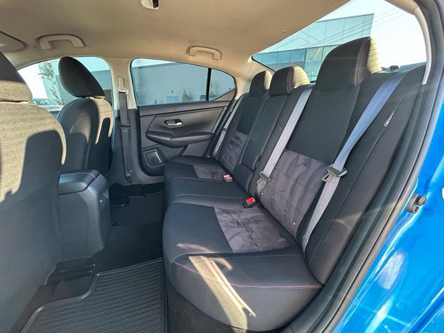Certified 2025 Nissan Sentra SR FWD image 35