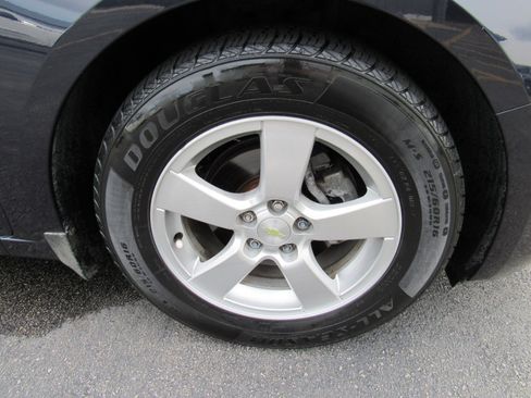 Used 2015 Chevrolet Cruze LT image 9