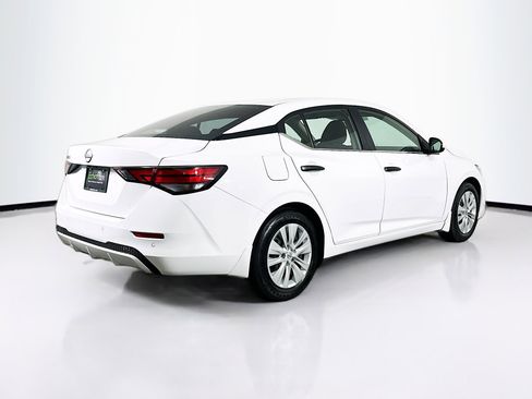 Used 2025 Nissan Sentra S image 9