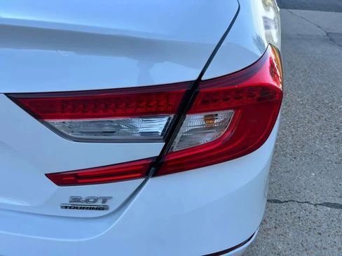 Used 2019 Honda Accord Touring image 35