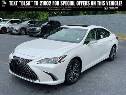 New 2025 Lexus ES 300h w/ Premium Package