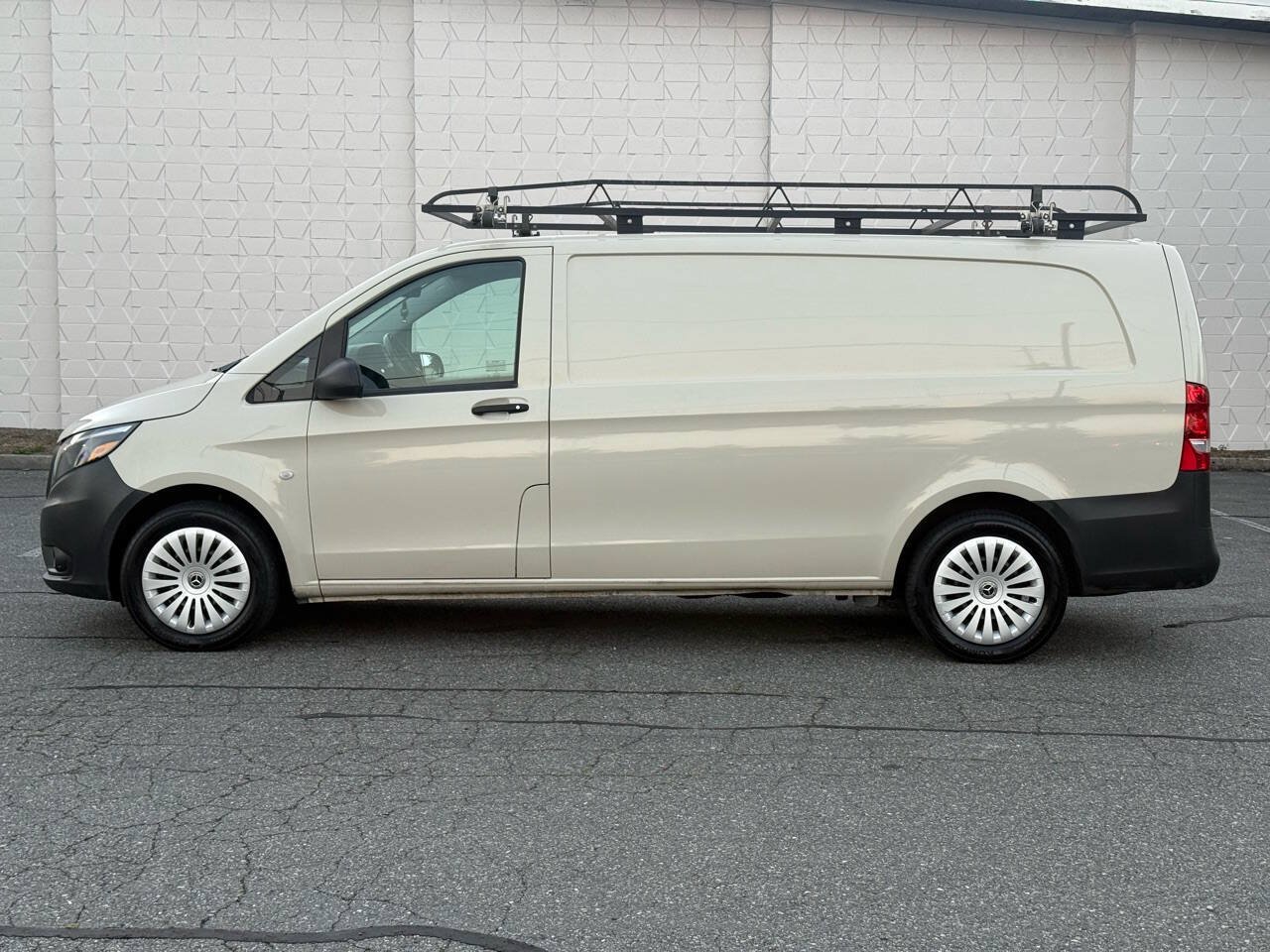 Used 2019 Mercedes-Benz Metris image 5