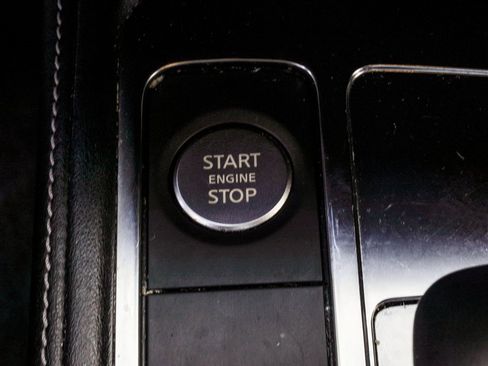 Certified 2023 INFINITI QX60 Pure image 18