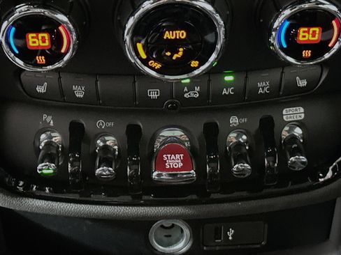 Used 2024 MINI Cooper Clubman S w/ MINI Untold Edition image 19