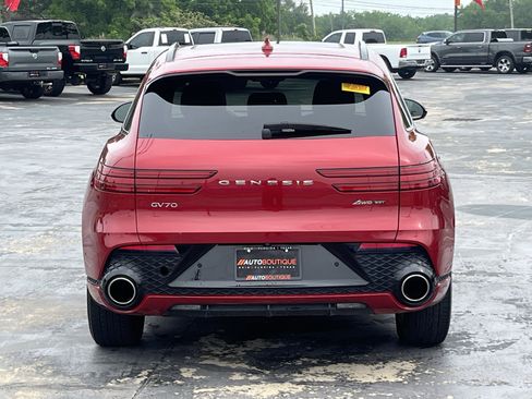 Used 2022 Genesis GV70 3.5T Sport w/ Sport Advanced Package AWD/4WD image 7