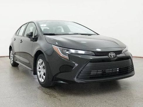 New 2026 Toyota Corolla LE FWD image 29