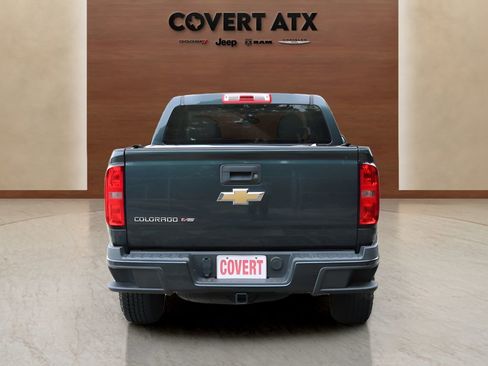 Used 2017 Chevrolet Colorado W/T w/ WT Convenience Package RWD image 4