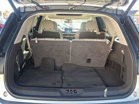 Used 2023 Lincoln Aviator Reserve w/ Equipment Group 201A image 30