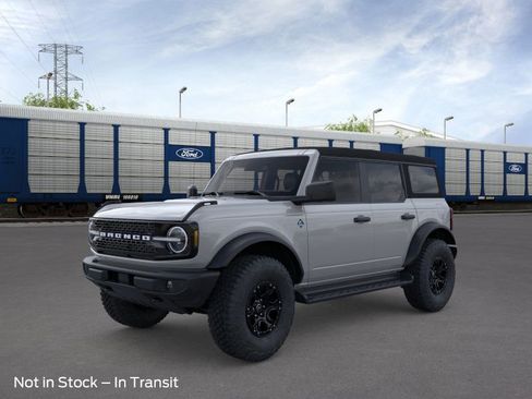New 2026 Ford Bronco Outer Banks w/ Sasquatch Package image 1