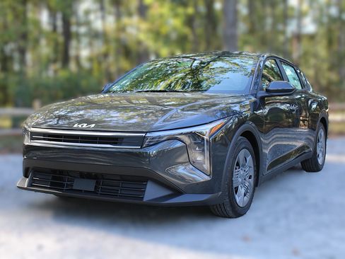 New 2026 Kia K4 FWD image 3