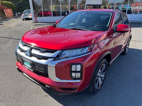 Used 2021 Mitsubishi Outlander Sport SE AWD/4WD image 1