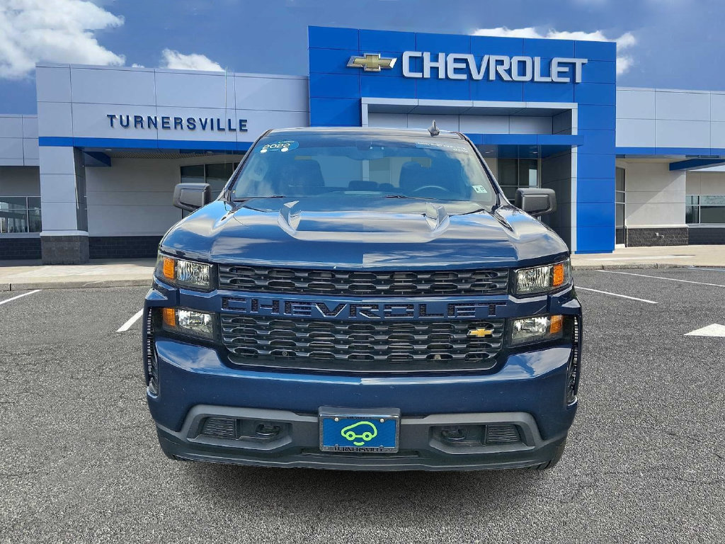 Certified 2022 Chevrolet Silverado 1500 Custom AWD/4WD image 2