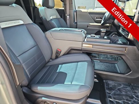 Used 2024 GMC Hummer EV 3X w/ LPO, Illumination Package AWD/4WD image 17
