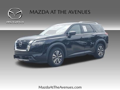 Used 2023 Nissan Pathfinder SL