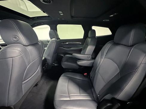 Used 2024 Buick Enclave Essence w/ Experience Buick Package AWD/4WD image 16