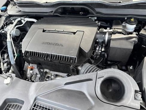 Certified 2023 Honda Pilot Touring image 21