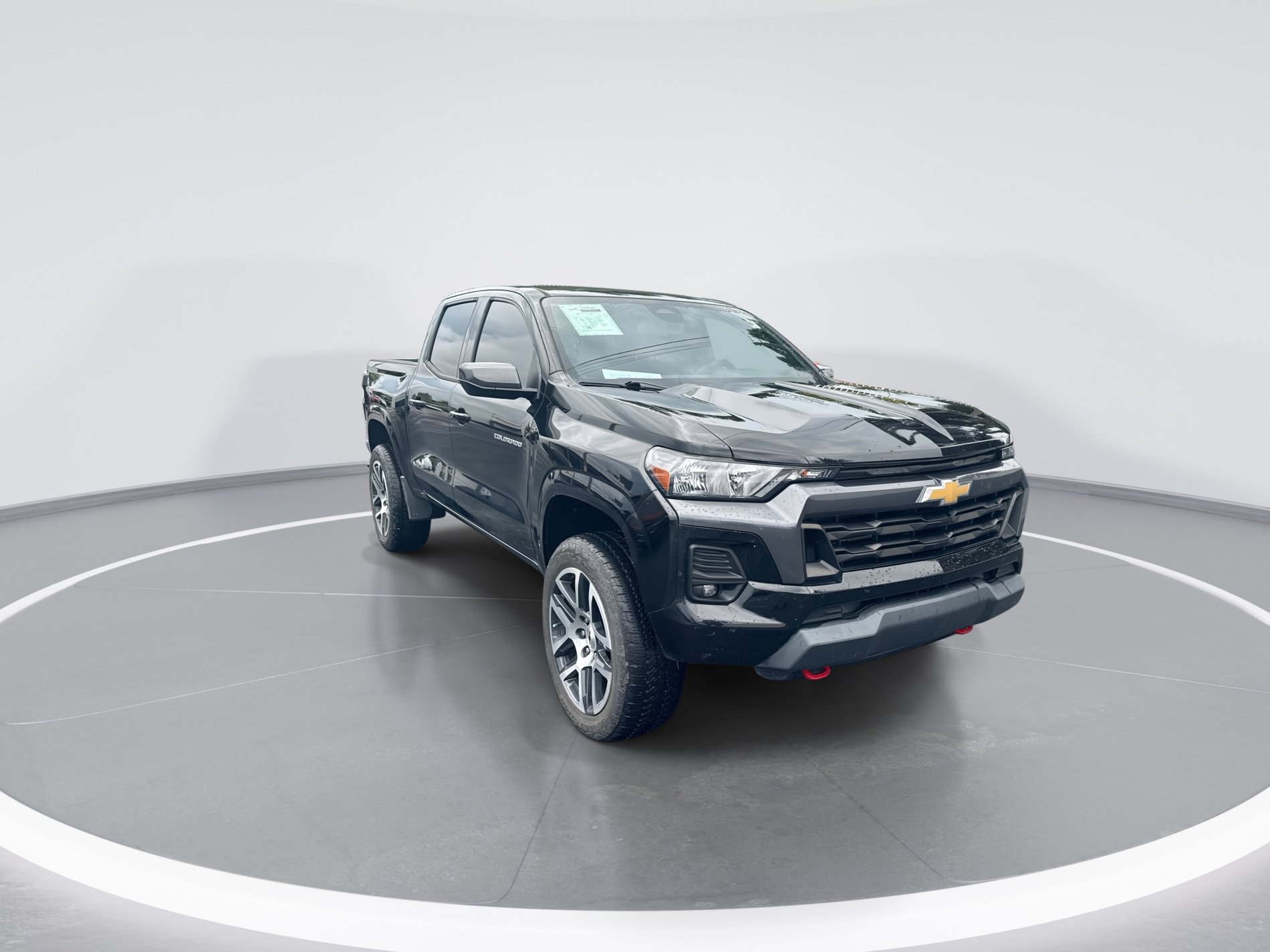 Used 2023 Chevrolet Colorado LT w/ LT Convenience Package RWD image 2
