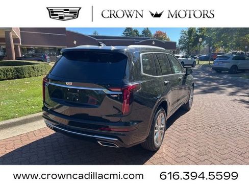 Used 2025 Cadillac XT6 Premium Luxury w/ LPO, Floor Liner Package image 13