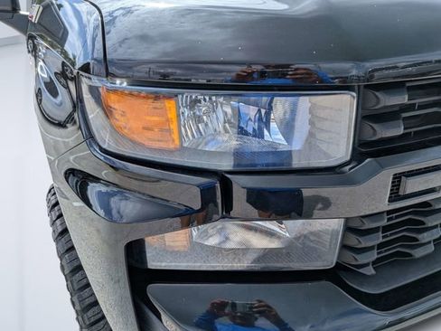 Used 2019 Chevrolet Silverado 1500 Custom Trail Boss w/ Custom Convenience Package AWD/4WD image 9
