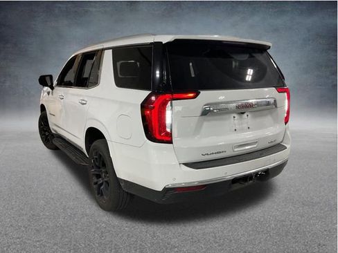 Used 2023 GMC Yukon SLT RWD image 5
