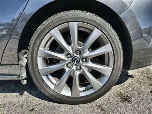 Used 2019 MAZDA MAZDA3 w/Premium Pkg image 8