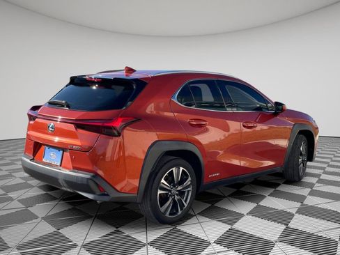 Used 2021 Lexus UX 250h w/ Accessory Package (Z2) image 10