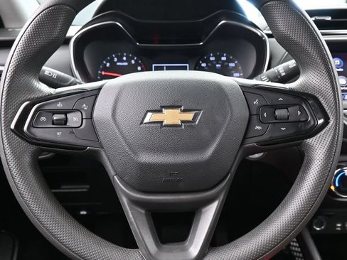 Used 2023 Chevrolet TrailBlazer LT FWD image 23