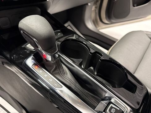 New 2026 Chevrolet Trax ACTIV w/ Sunroof Package FWD image 16