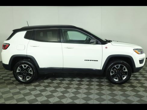 Used 2017 Jeep Compass Trailhawk w/ Leather Interior Group image 5
