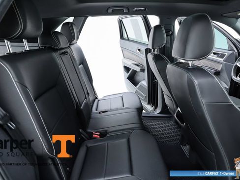 Used 2023 Volkswagen Atlas Cross Sport SE w/ Panoramic Sunroof Package FWD image 37