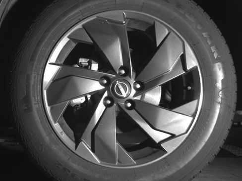 Used 2025 Nissan Rogue SV AWD/4WD image 12