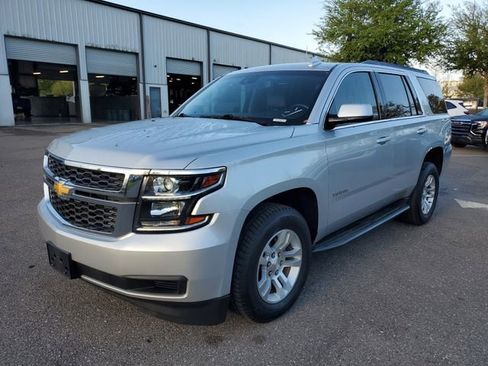 Used 2018 Chevrolet Tahoe LT image 2