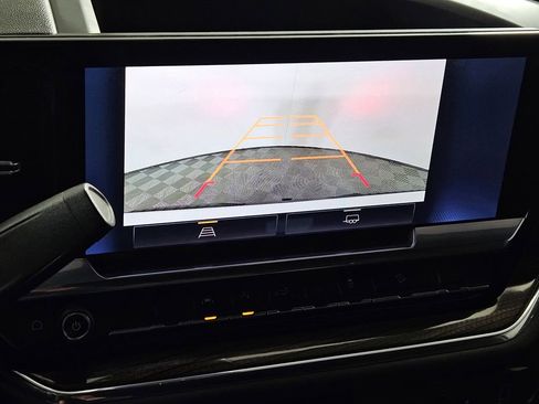 Used 2023 Chevrolet Silverado 1500 LT Trail Boss w/ Protection Package AWD/4WD image 14